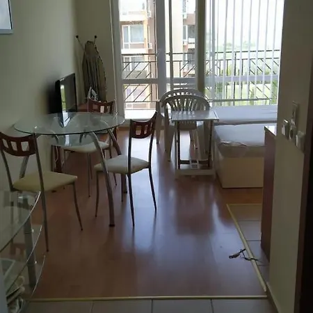 Hétvégi ház Fort Noks Orhidey *